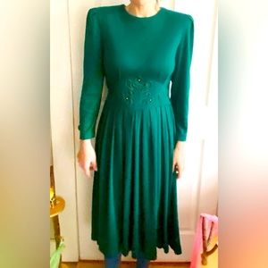 Vintage Jessica Howard 80s does 40s Dress Emerald Green